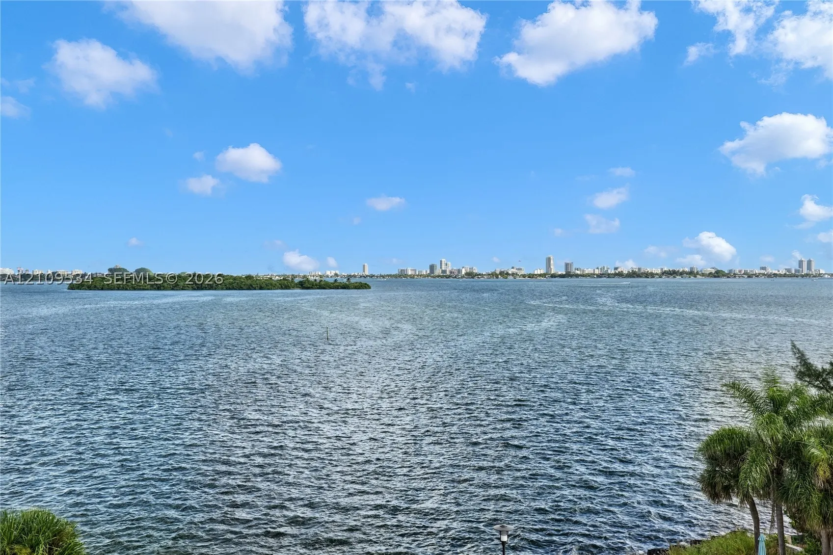 11113 Biscayne Blvd #458