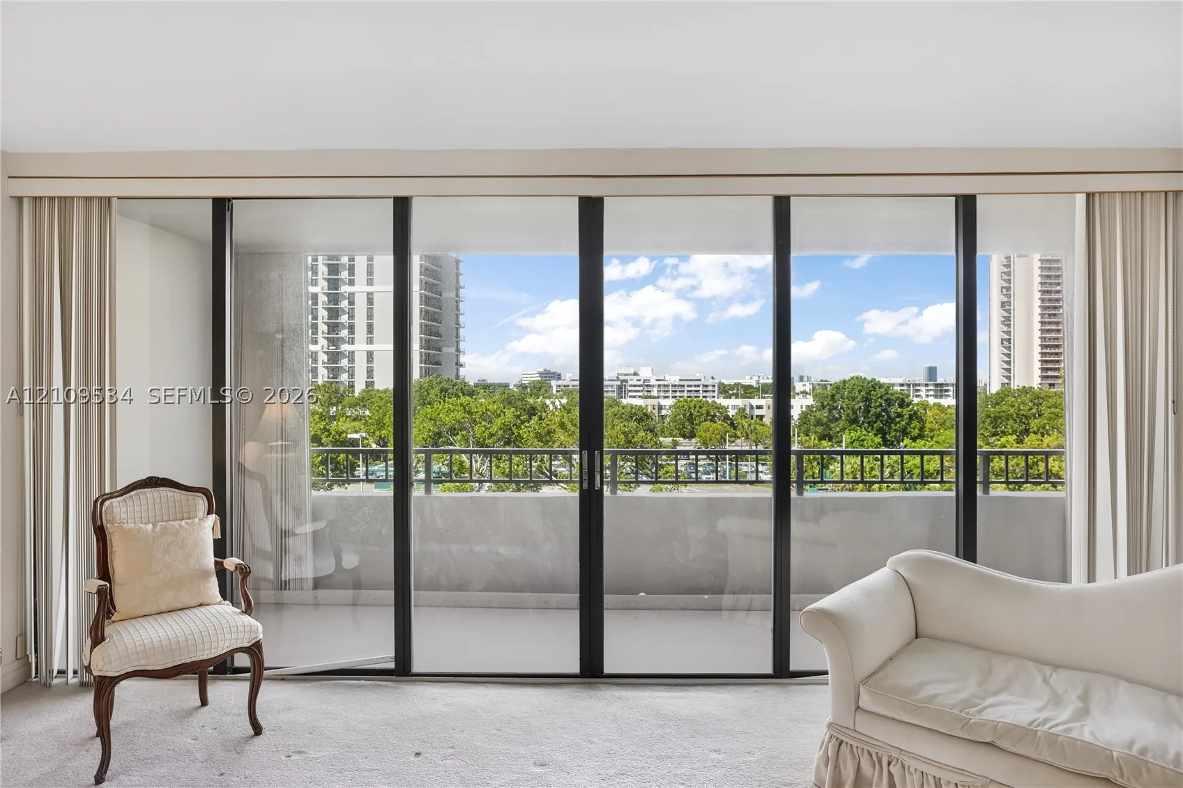 11113 Biscayne Blvd #458
