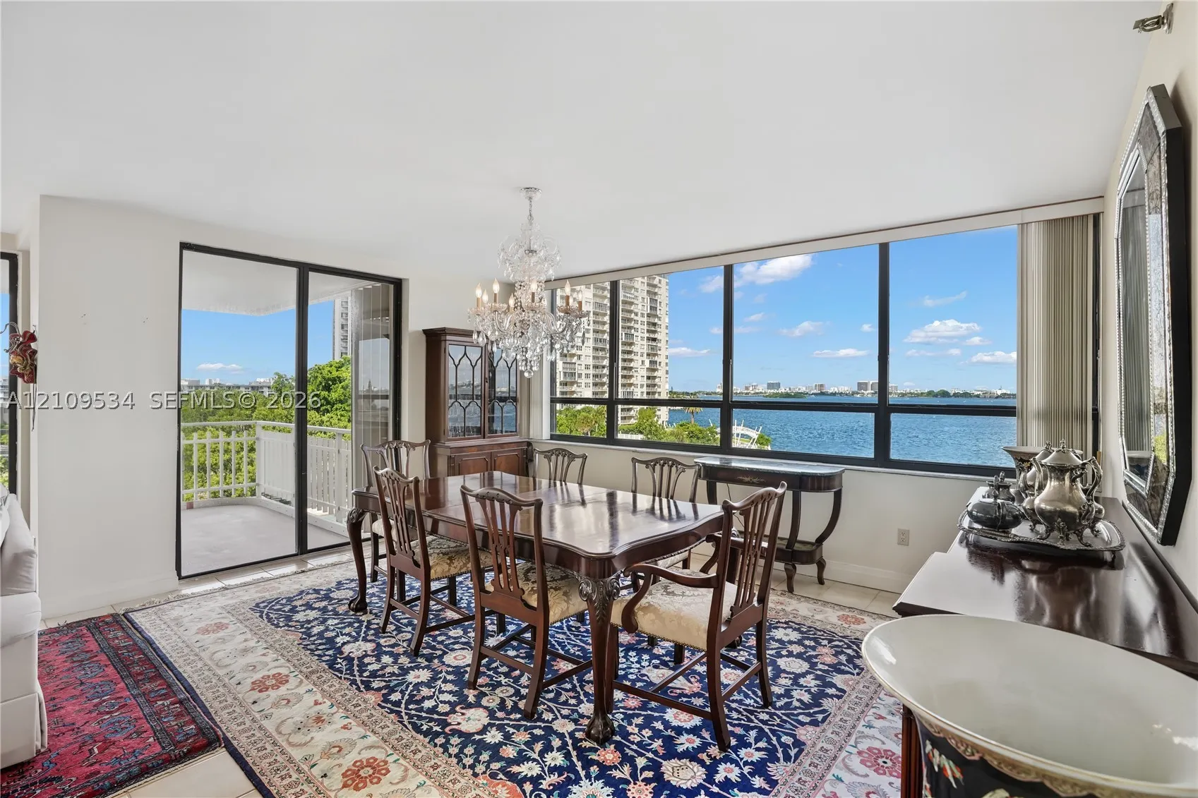 11113 Biscayne Blvd #458