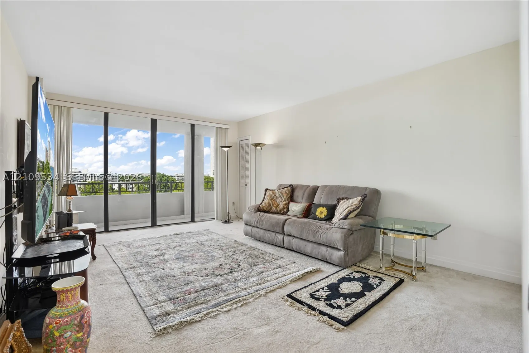 11113 Biscayne Blvd #458