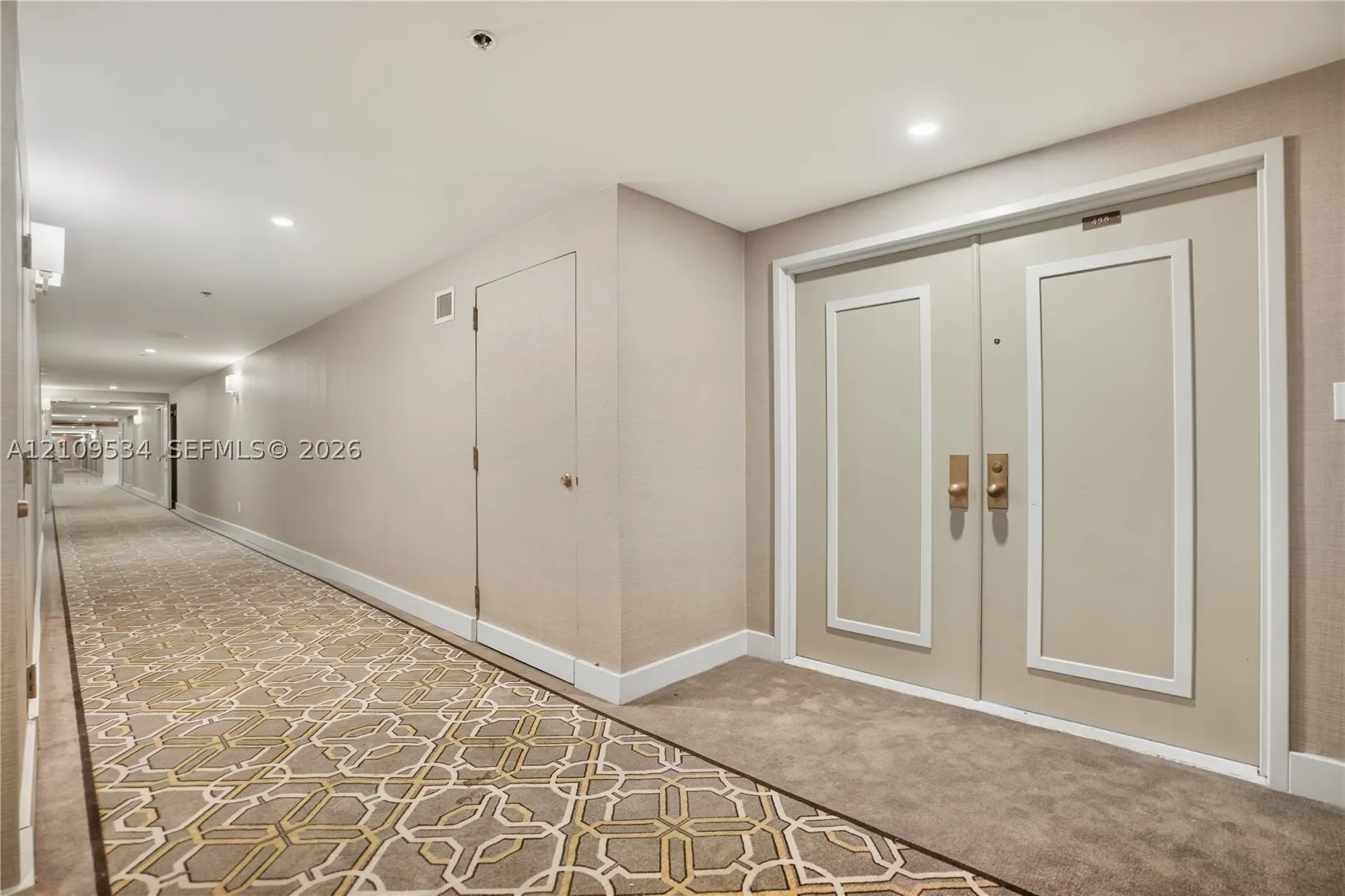 11113 Biscayne Blvd #458