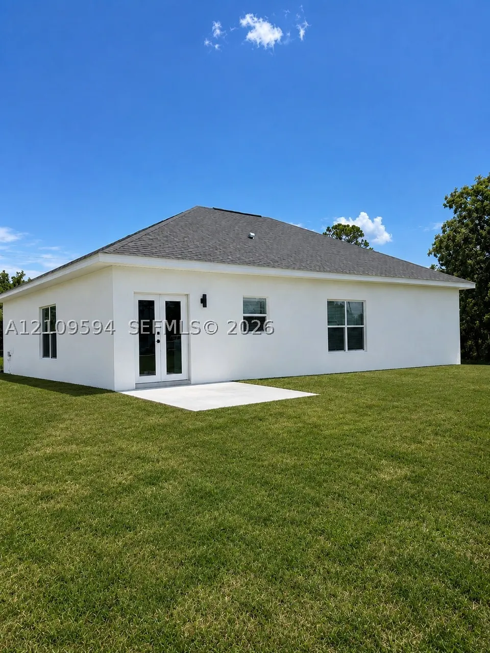 271 Briar Ln
