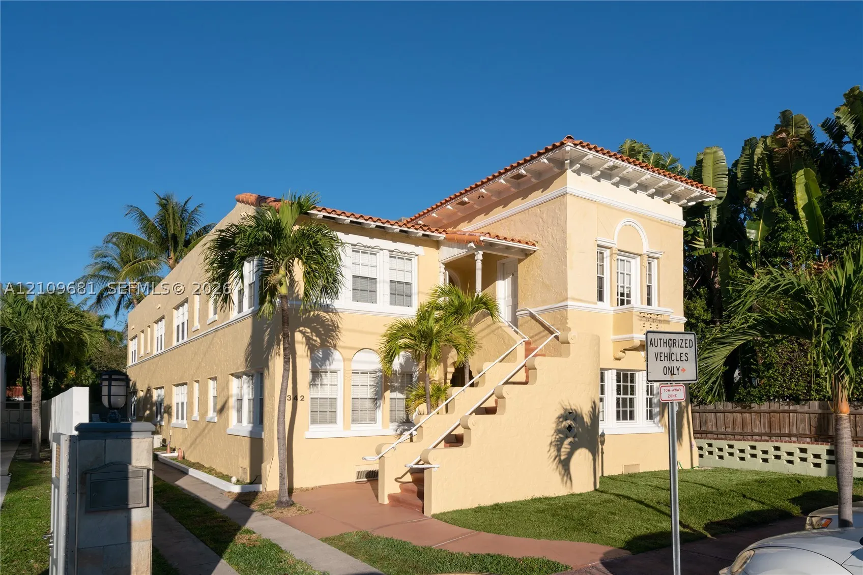 4342 Sheridan Ave #4