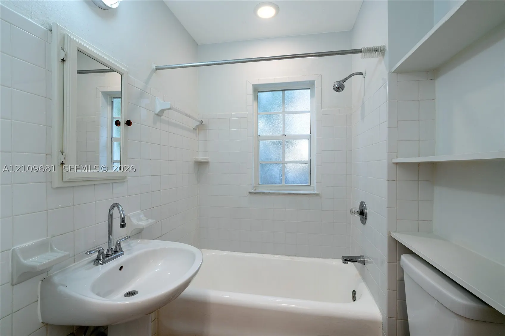 4342 Sheridan Ave #4