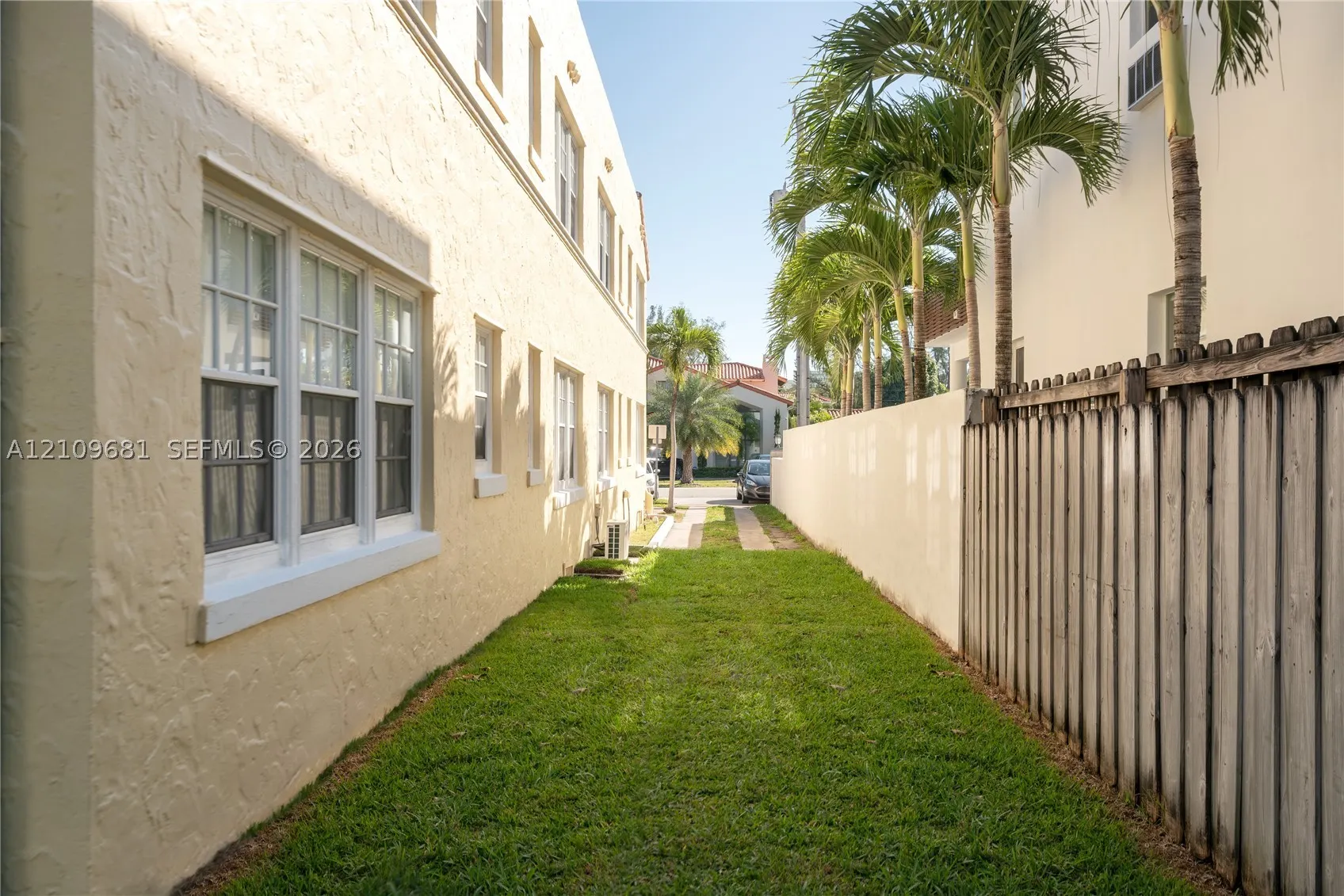 4342 Sheridan Ave #4