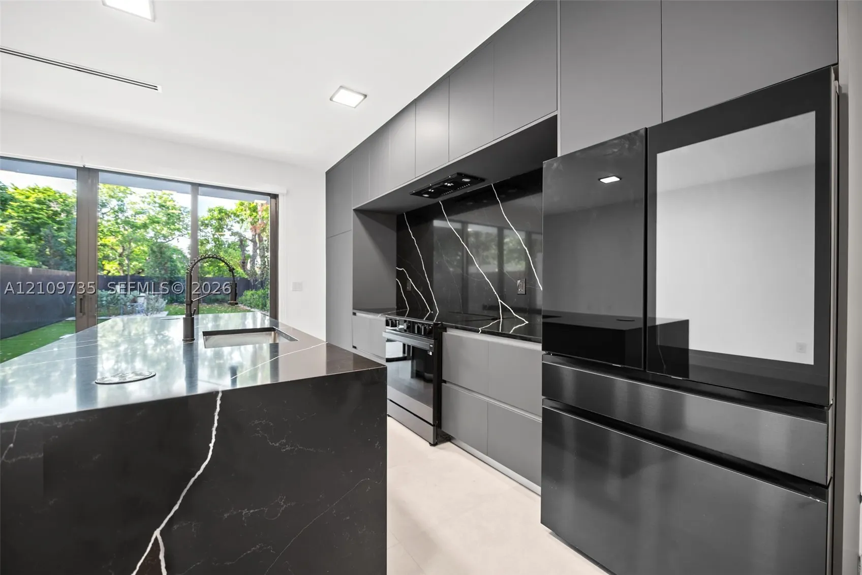 53 NW 52nd St