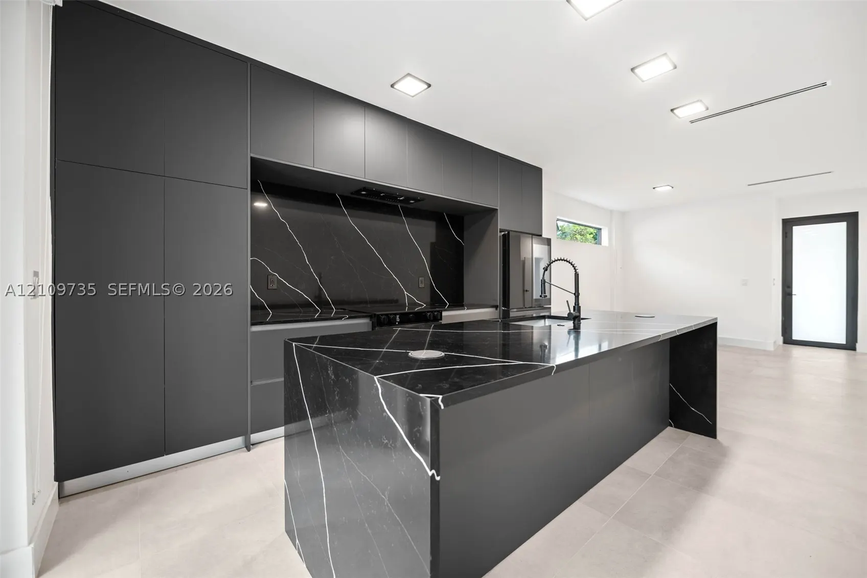 53 NW 52nd St