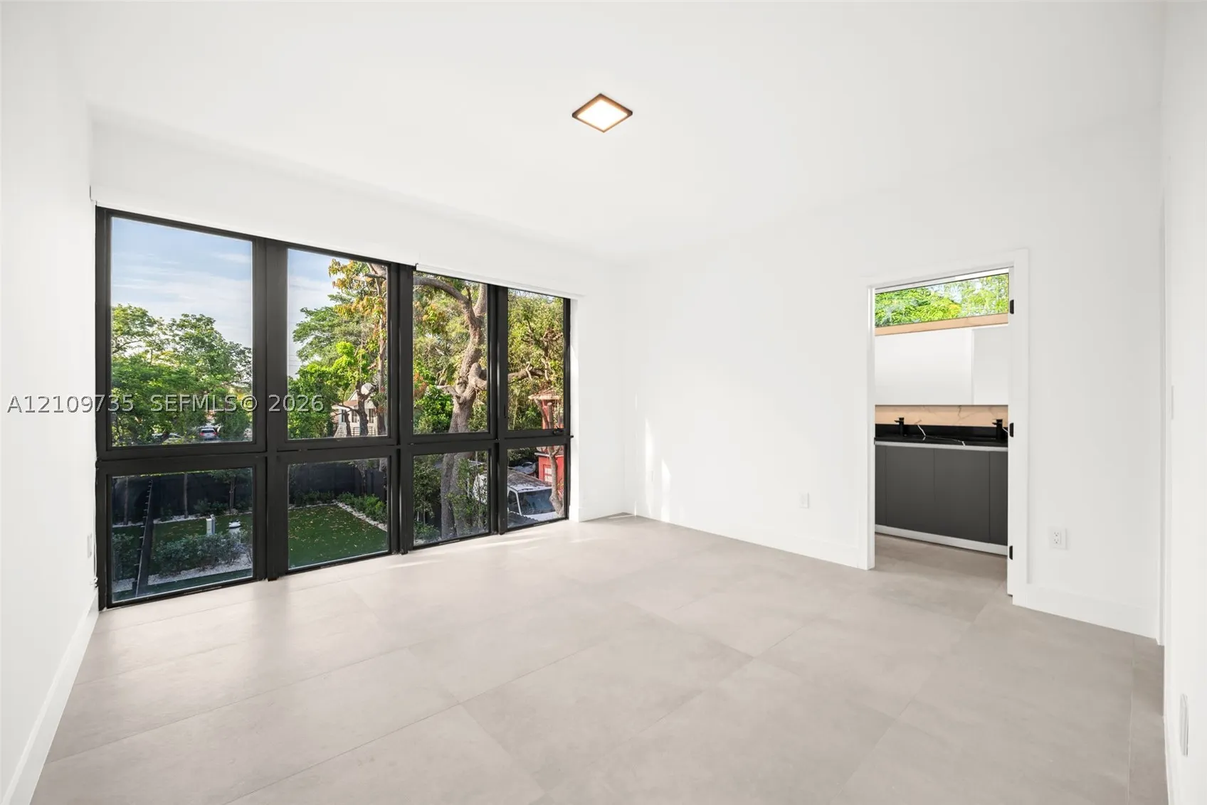 53 NW 52nd St