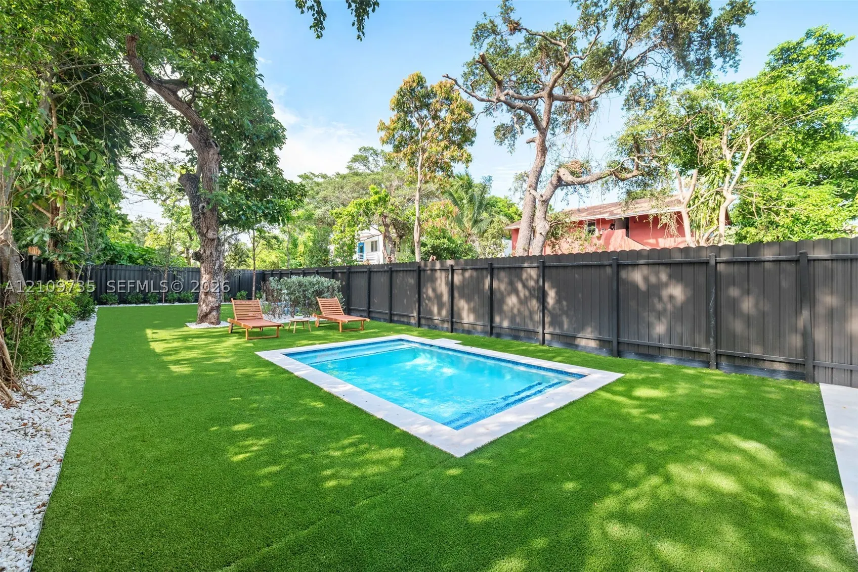 53 NW 52nd St