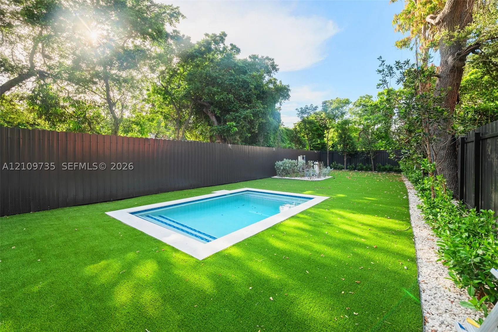 53 NW 52nd St