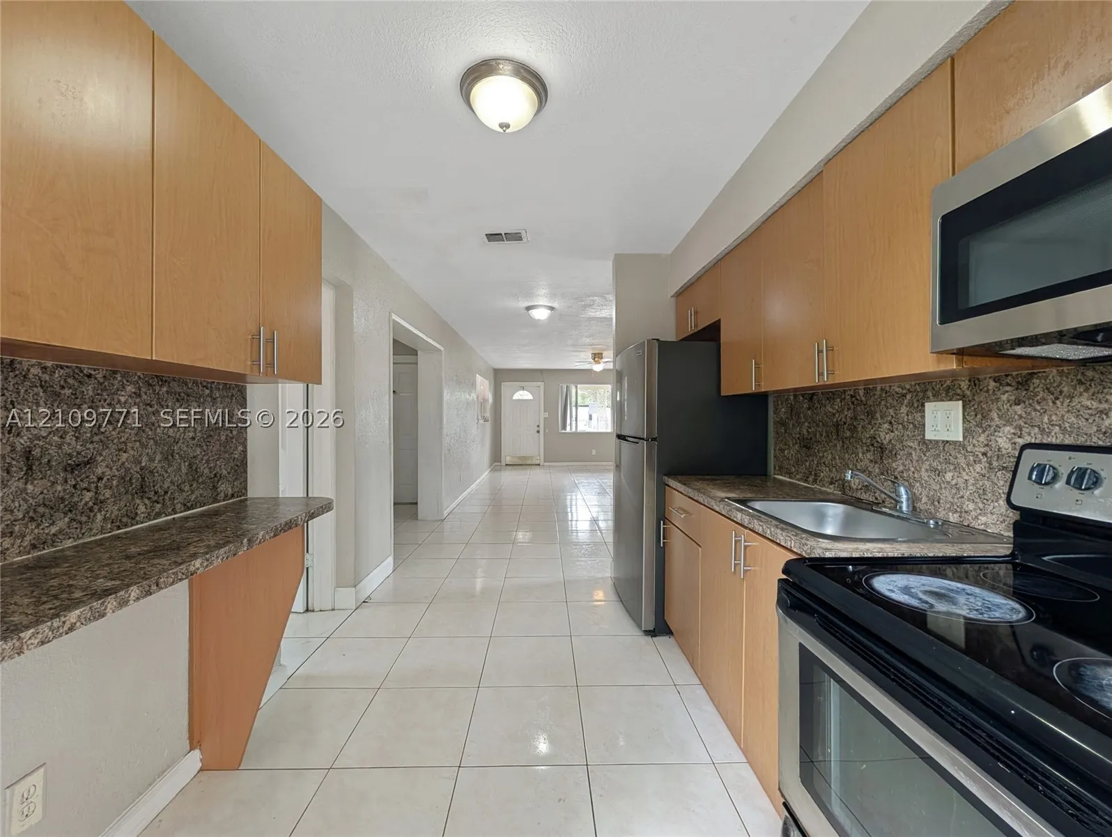 409 NW 18th Ave
