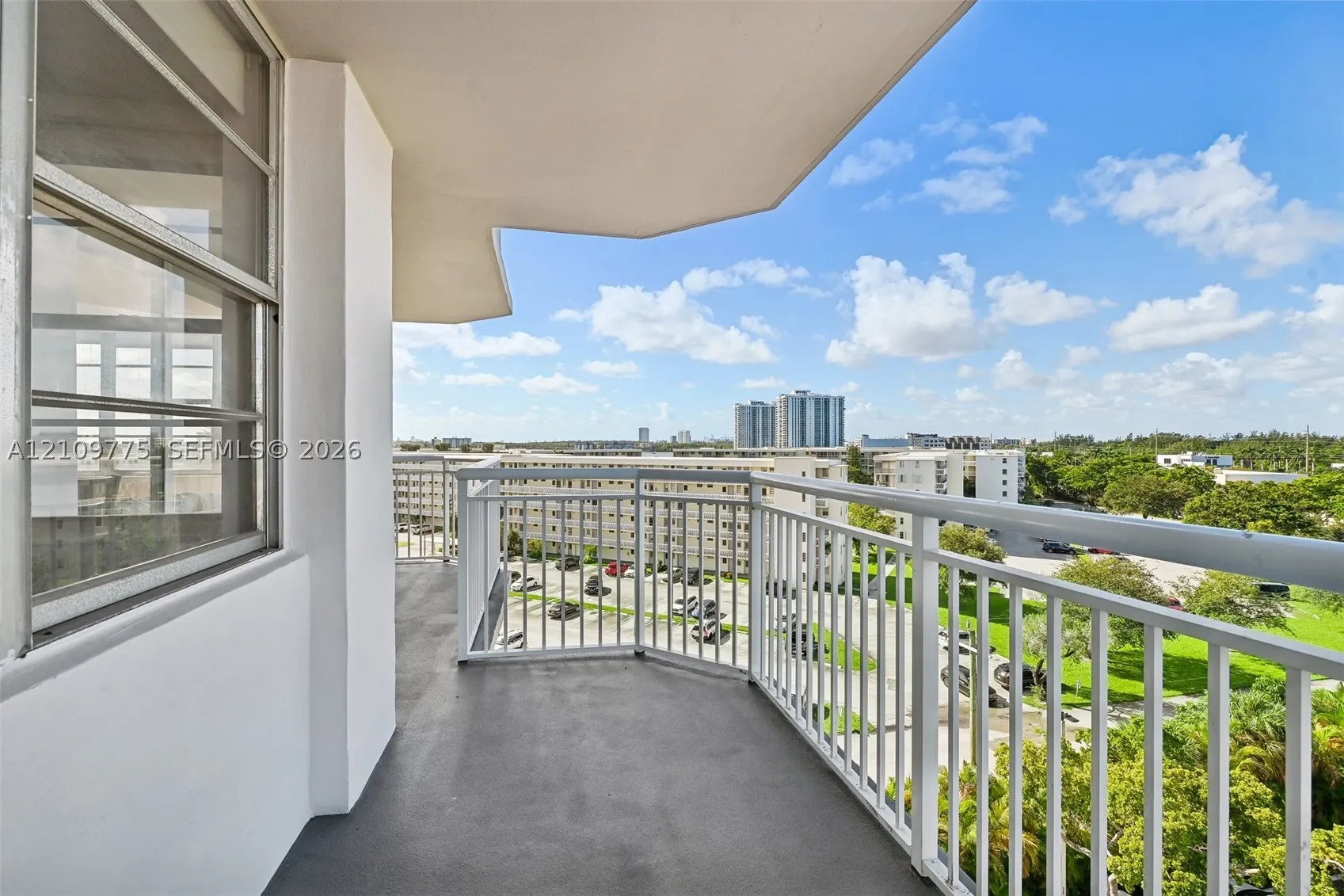 18011 Biscayne Blvd #705