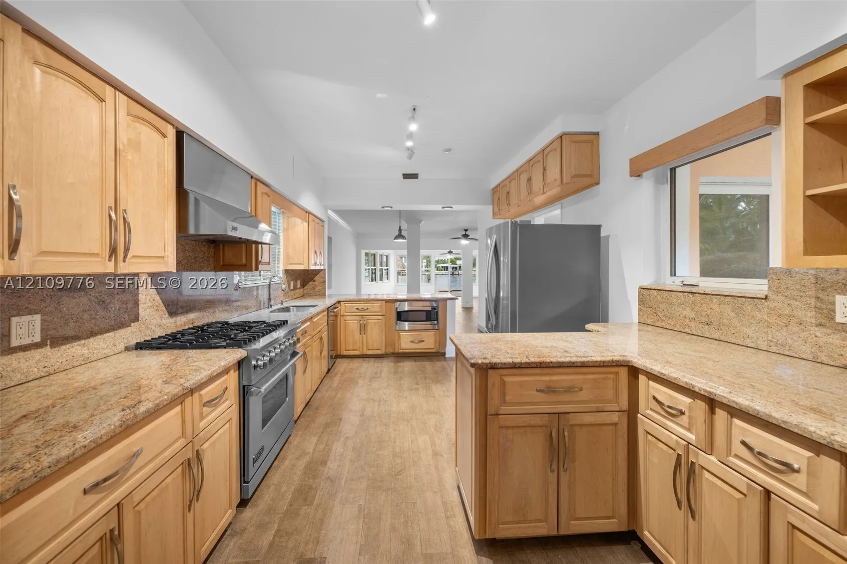 251 N Shore Dr #251