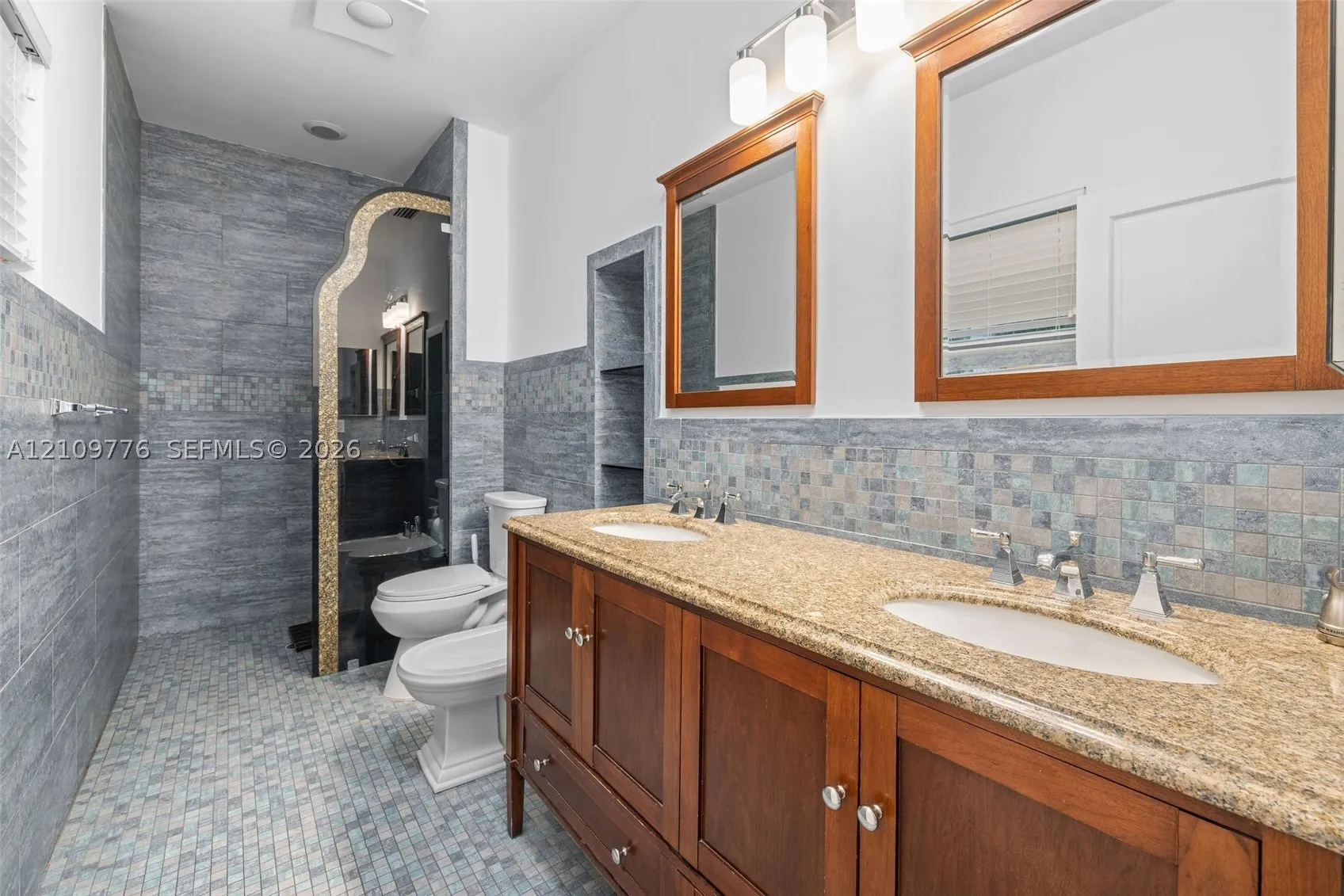 251 N Shore Dr #251