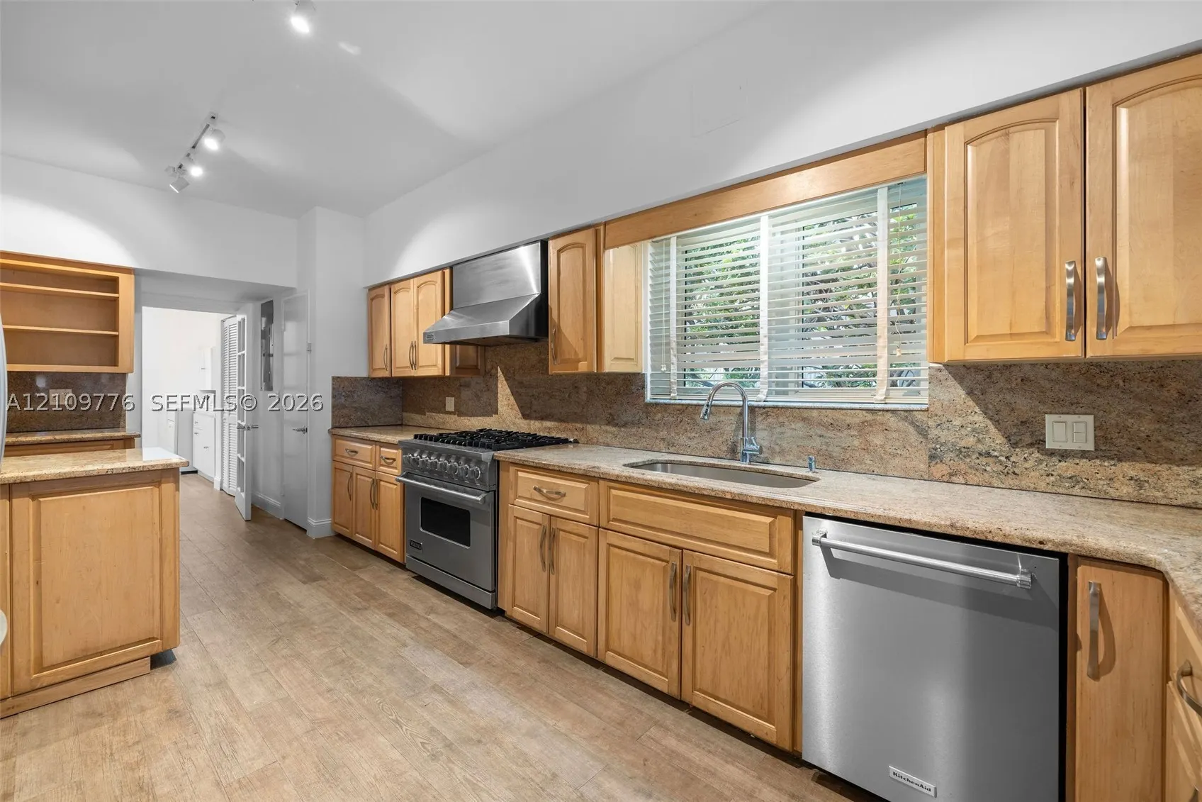 251 N Shore Dr #251