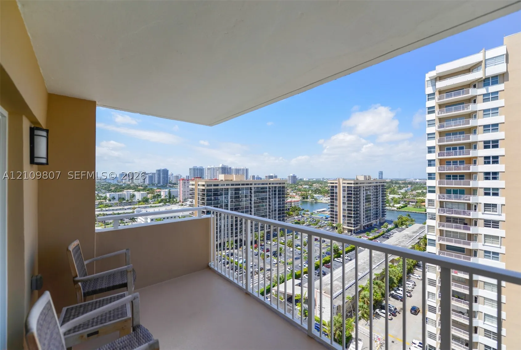 1980 S Ocean Dr #16Q