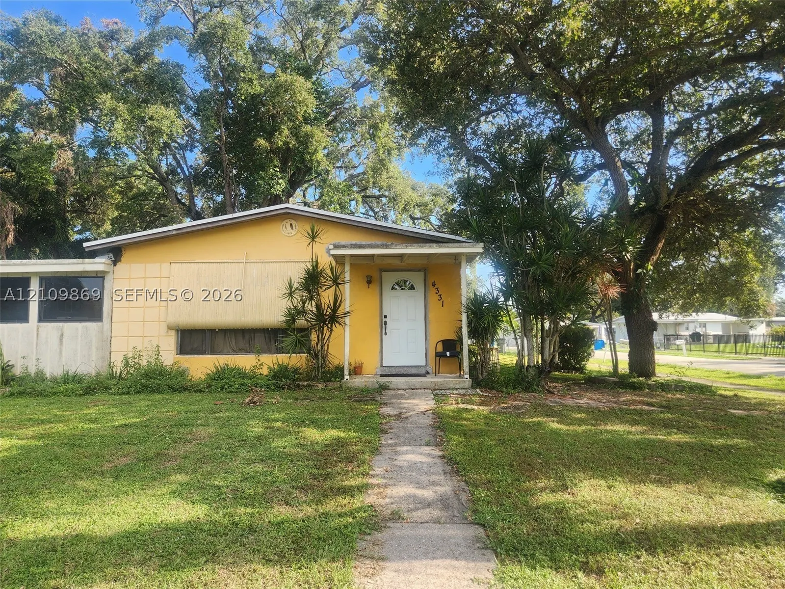 4331 SW 32nd Ct
