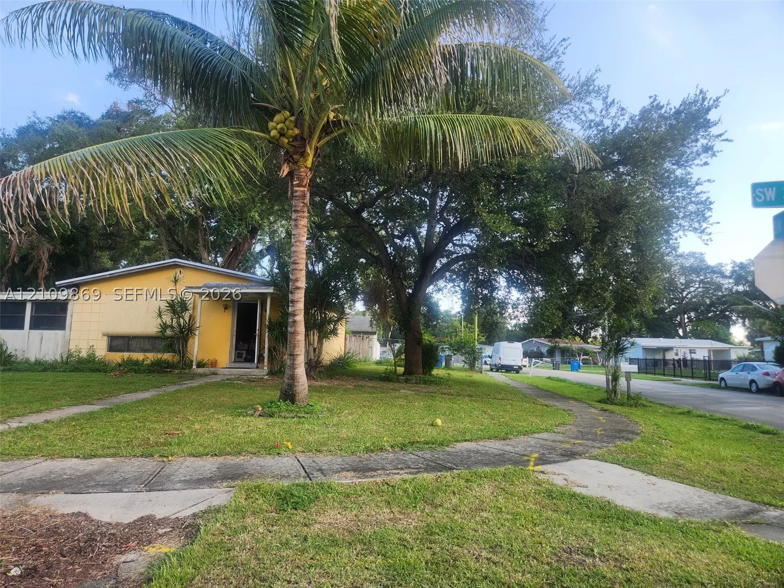4331 SW 32nd Ct