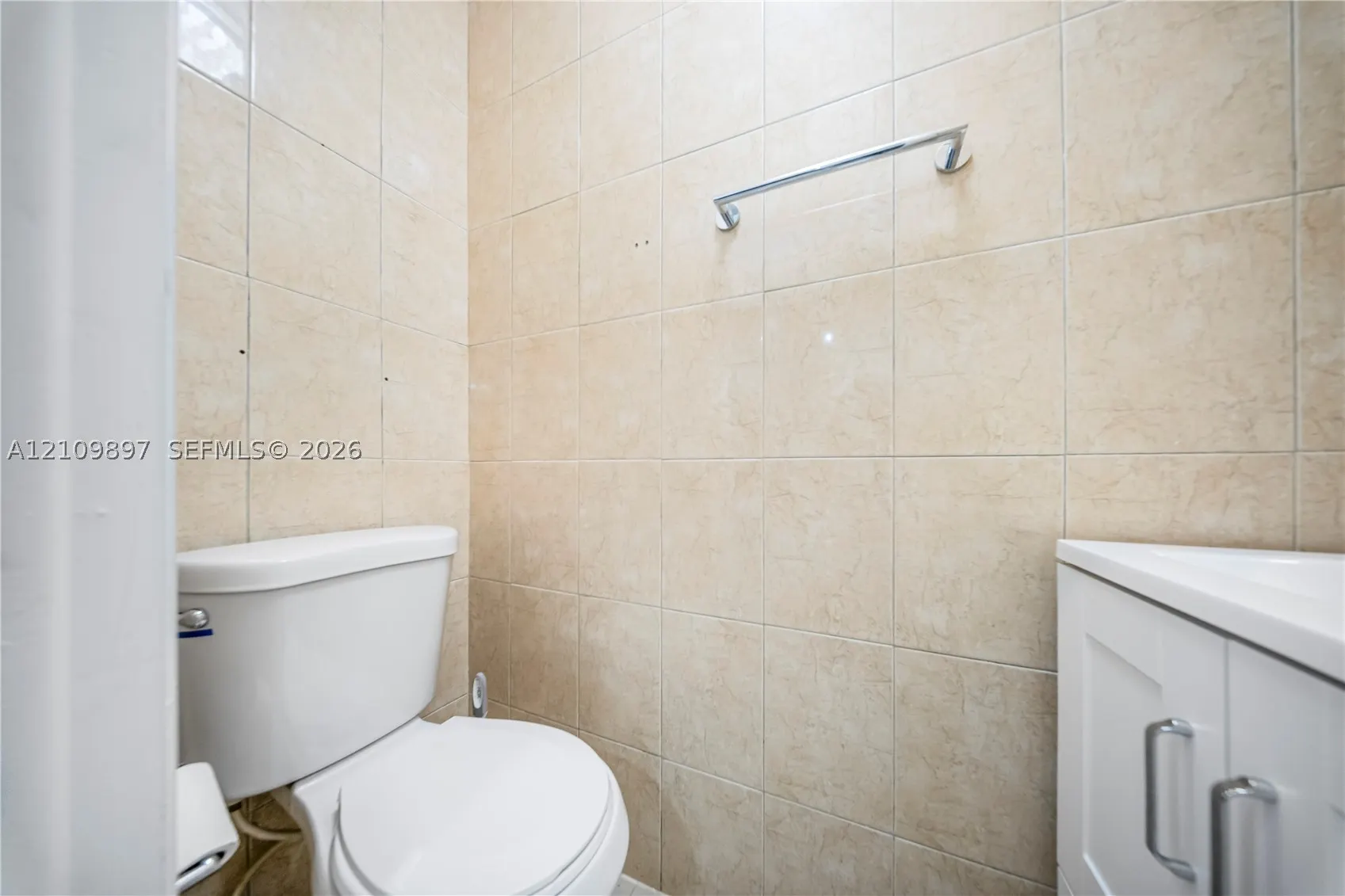 1780 W 56th Ter #402