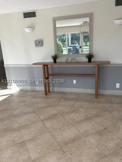 7900 Camino Cir #406