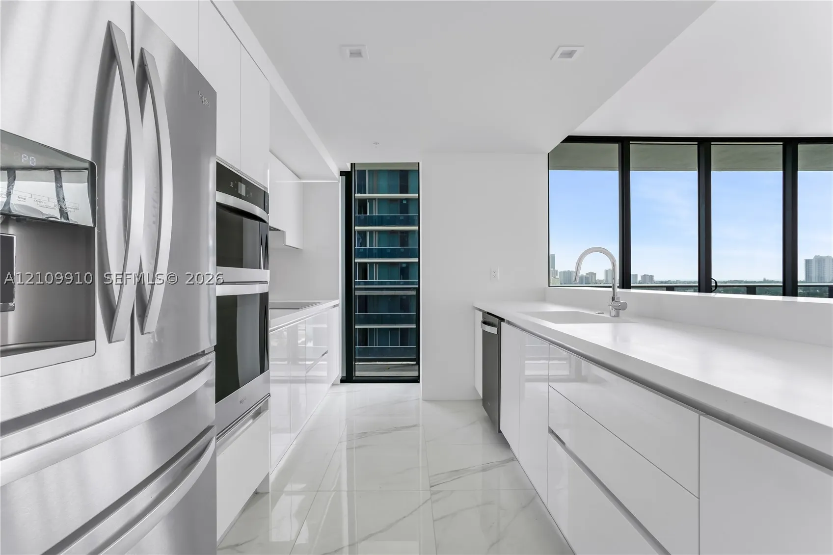 1170 E Hallandale Beach Blvd #908