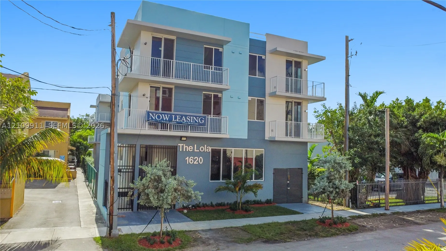 1620 NW 18th St #301