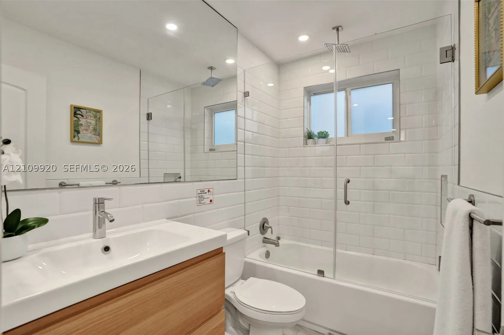1747-1753 NE 45th St