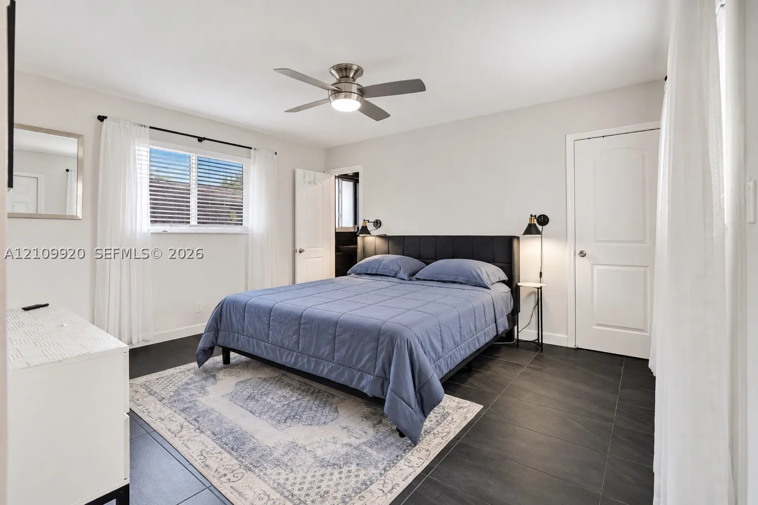 1747-1753 NE 45th St