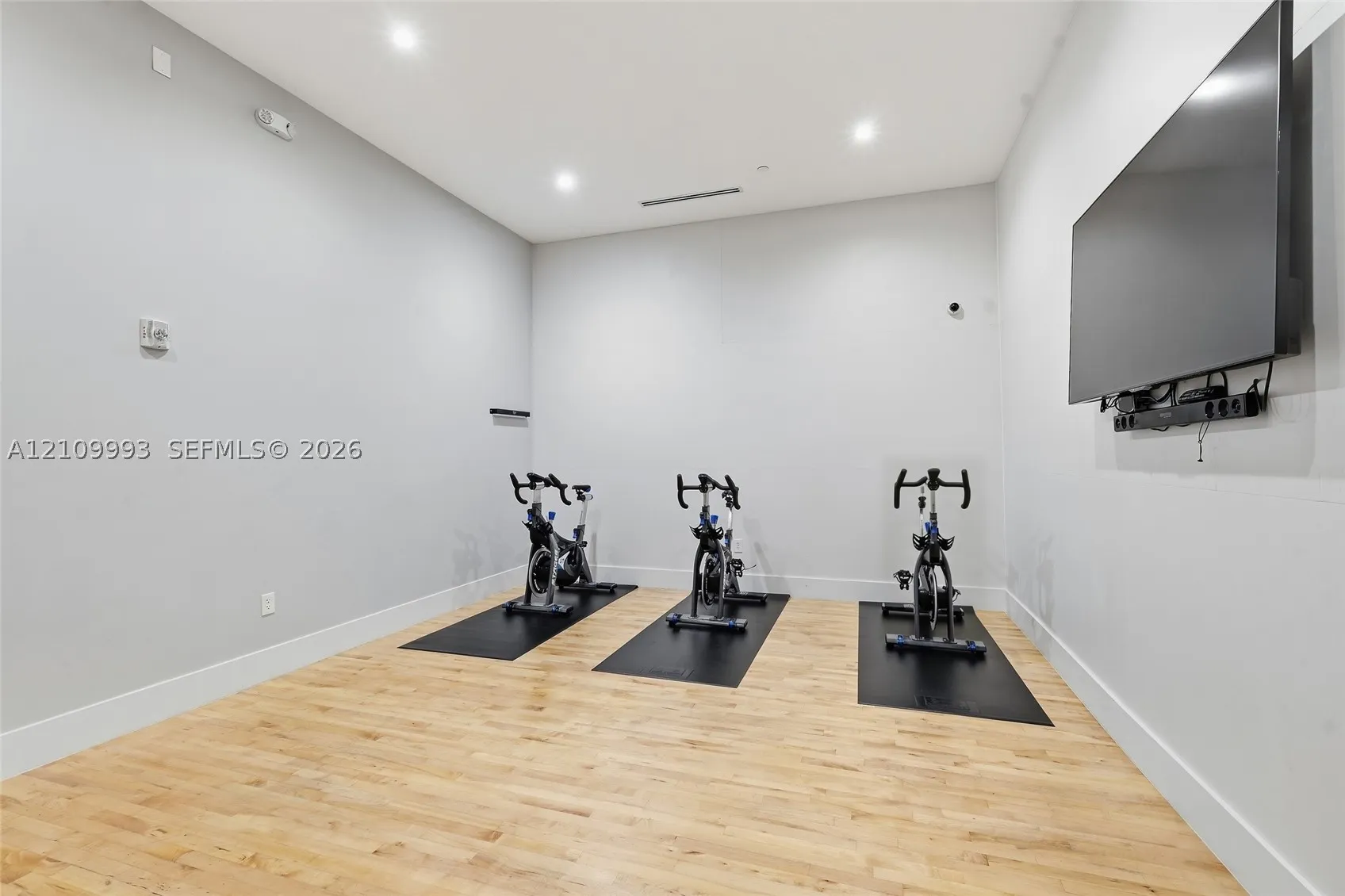 801 Brickell Key Blvd #808