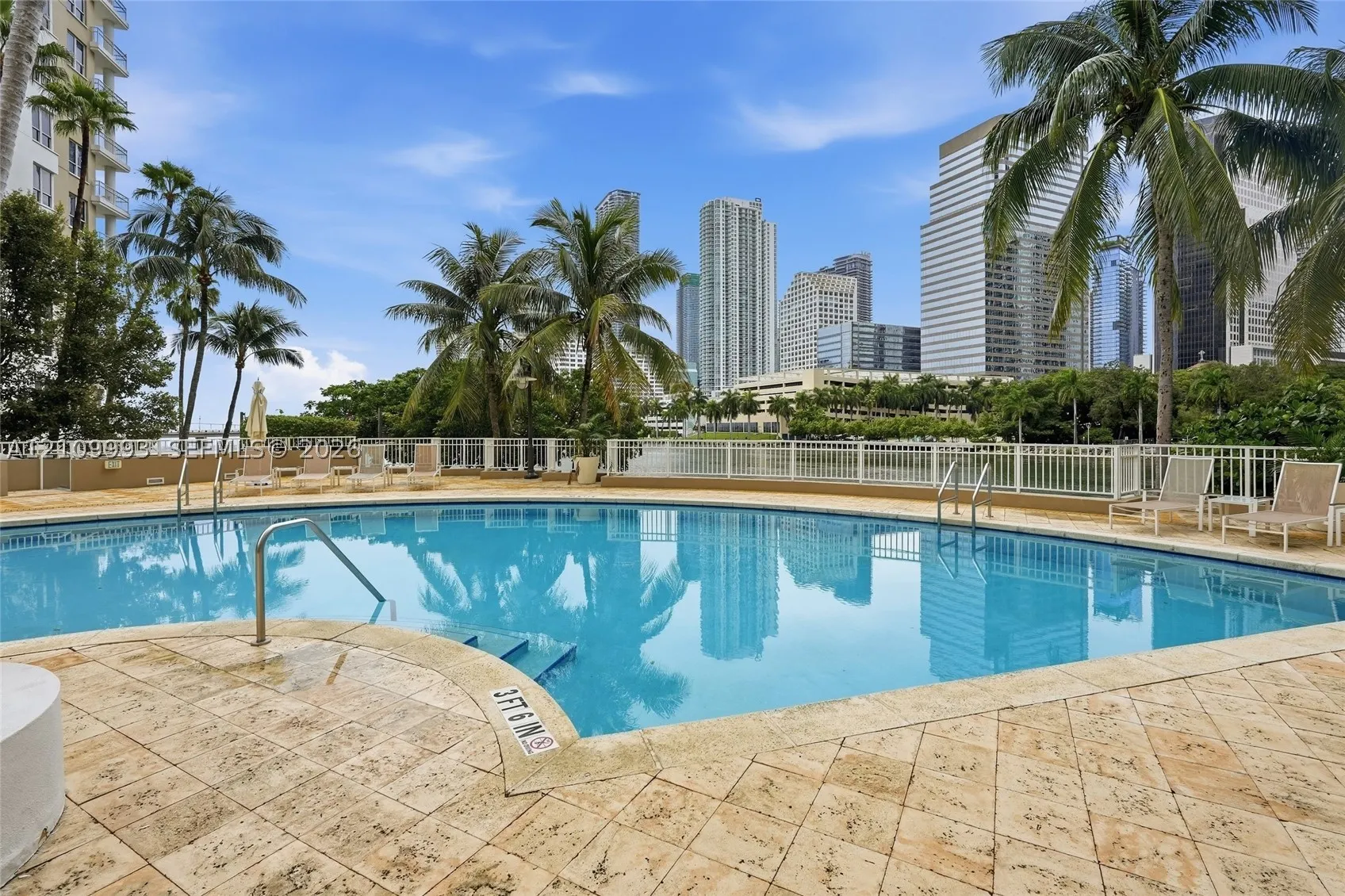 801 Brickell Key Blvd #808