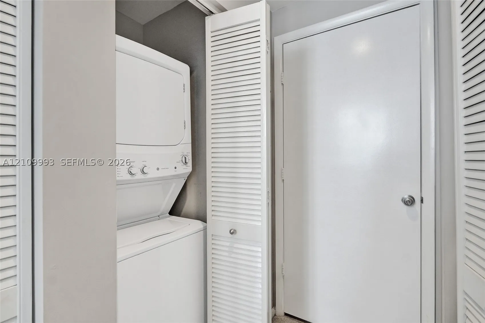 801 Brickell Key Blvd #808