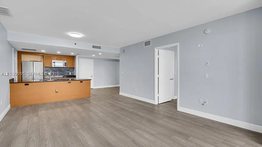 50 Biscayne Blvd #5406