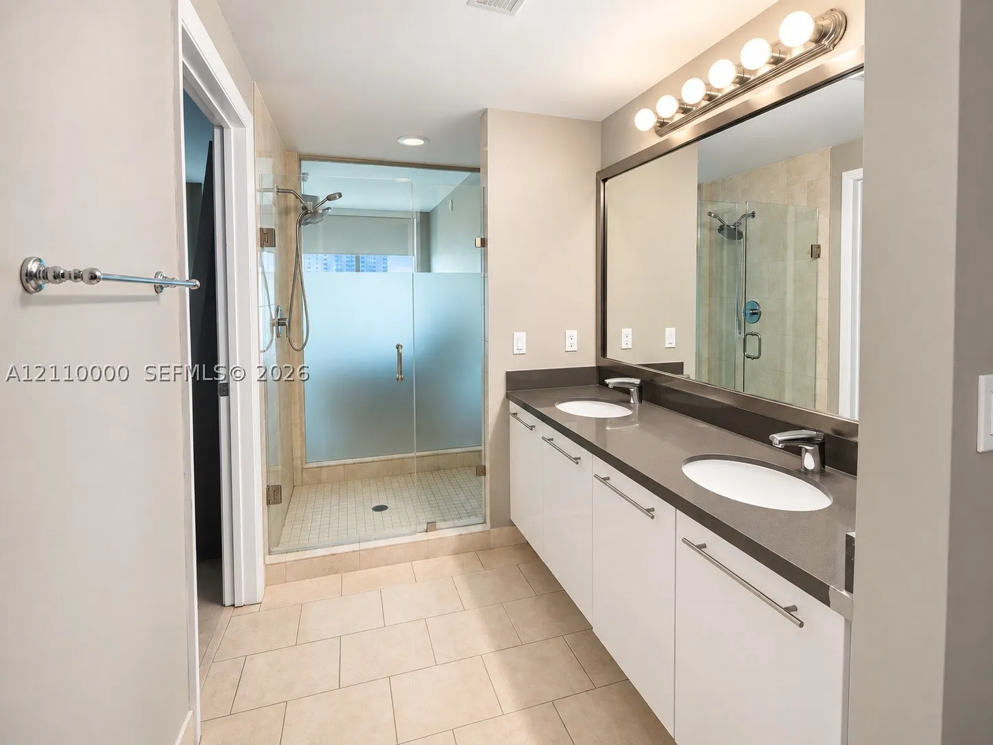 90 SW 3rd St #3212