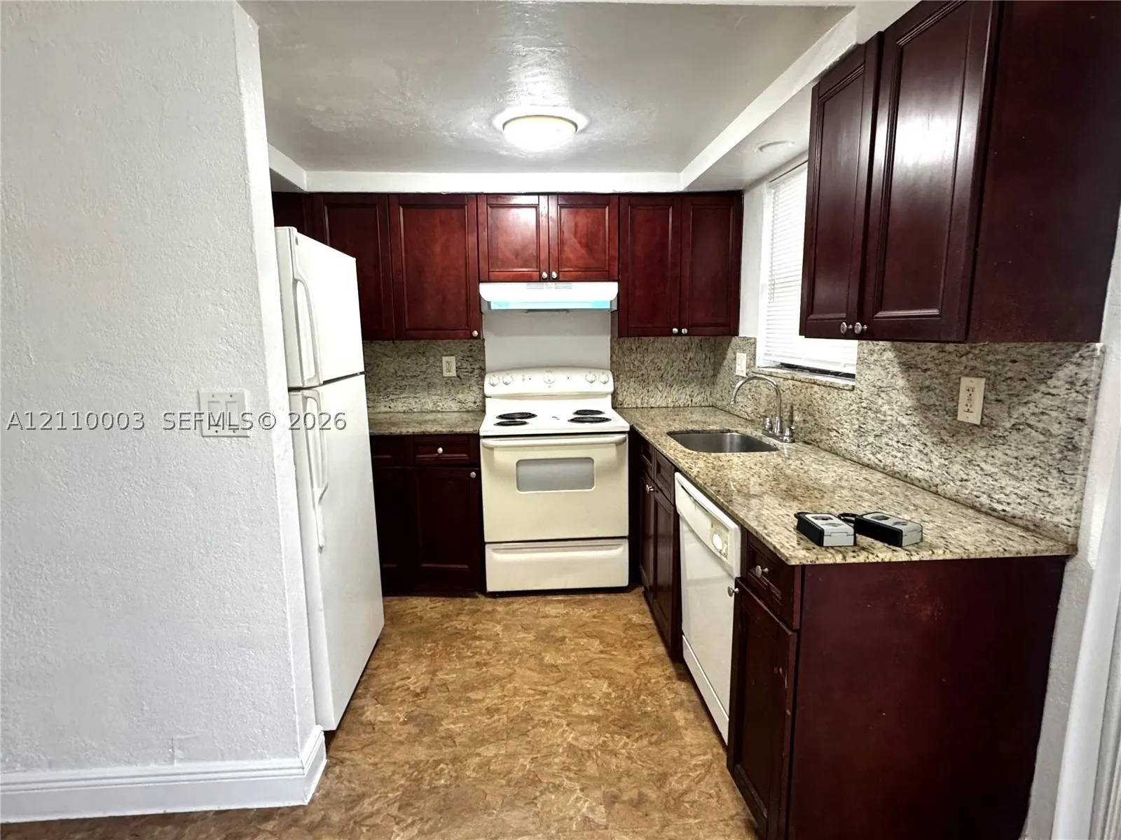 1525 NE 135th St #14