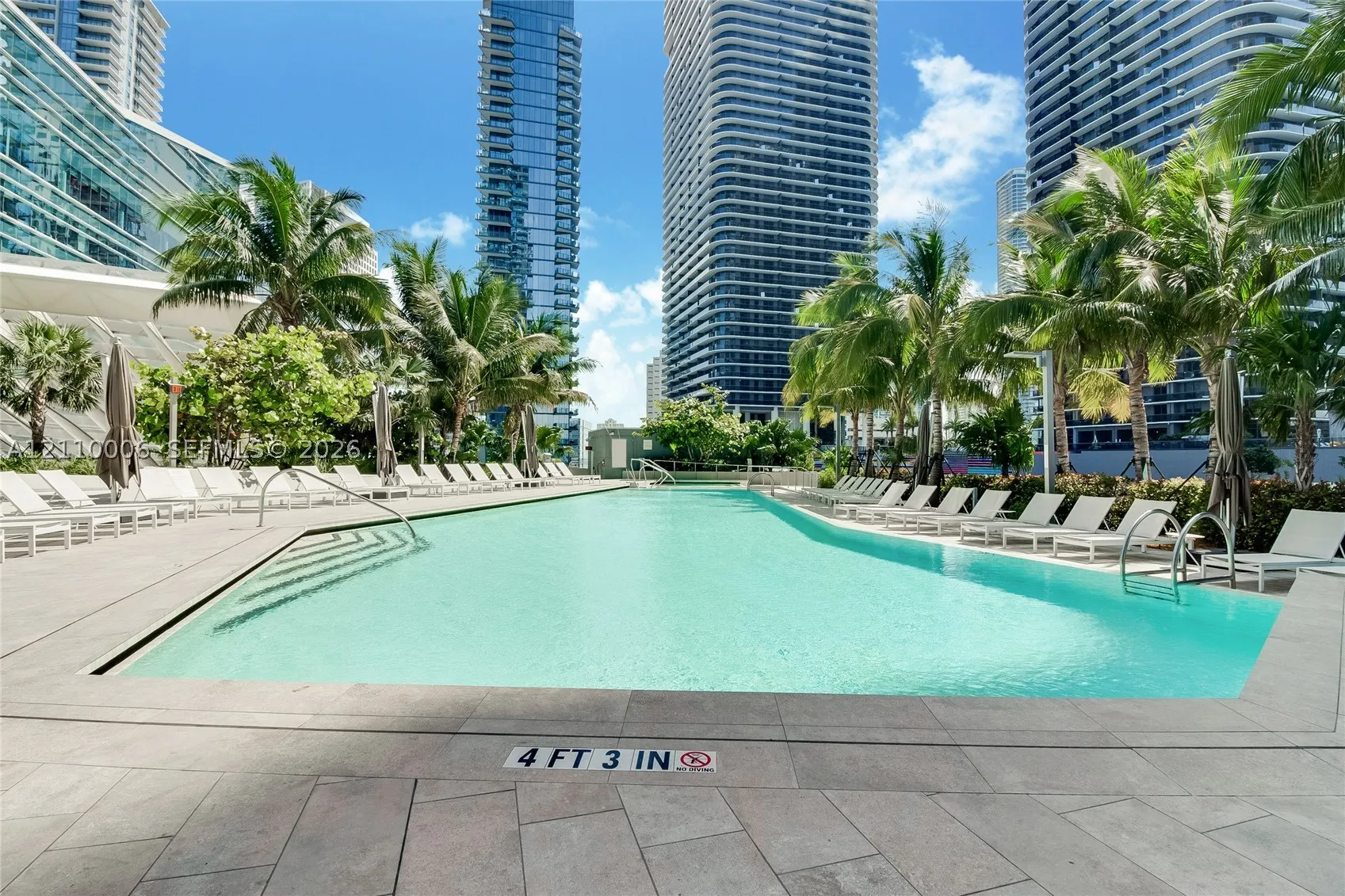 88 SW 7th St #2505