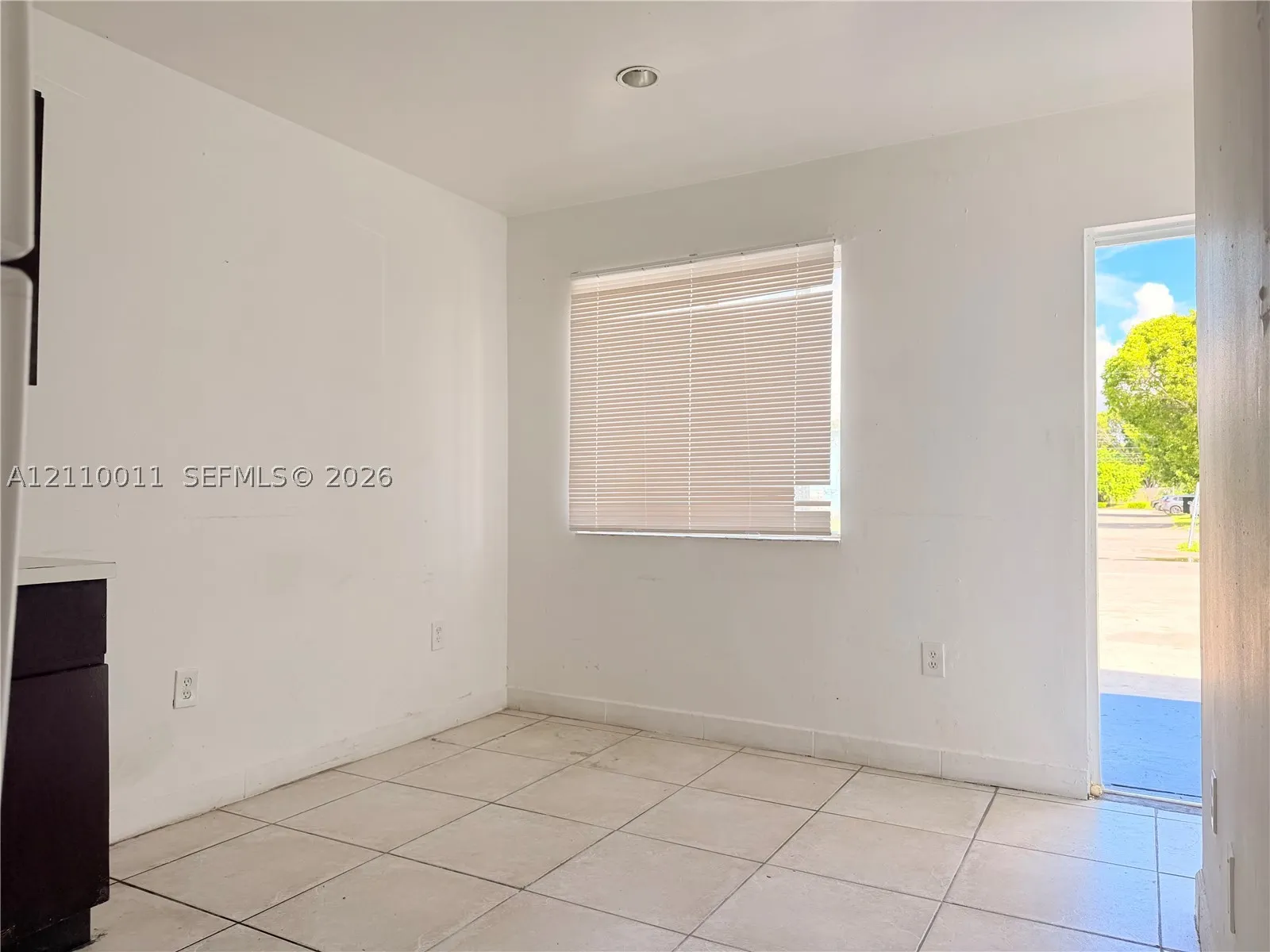 848 SW 5th St #101