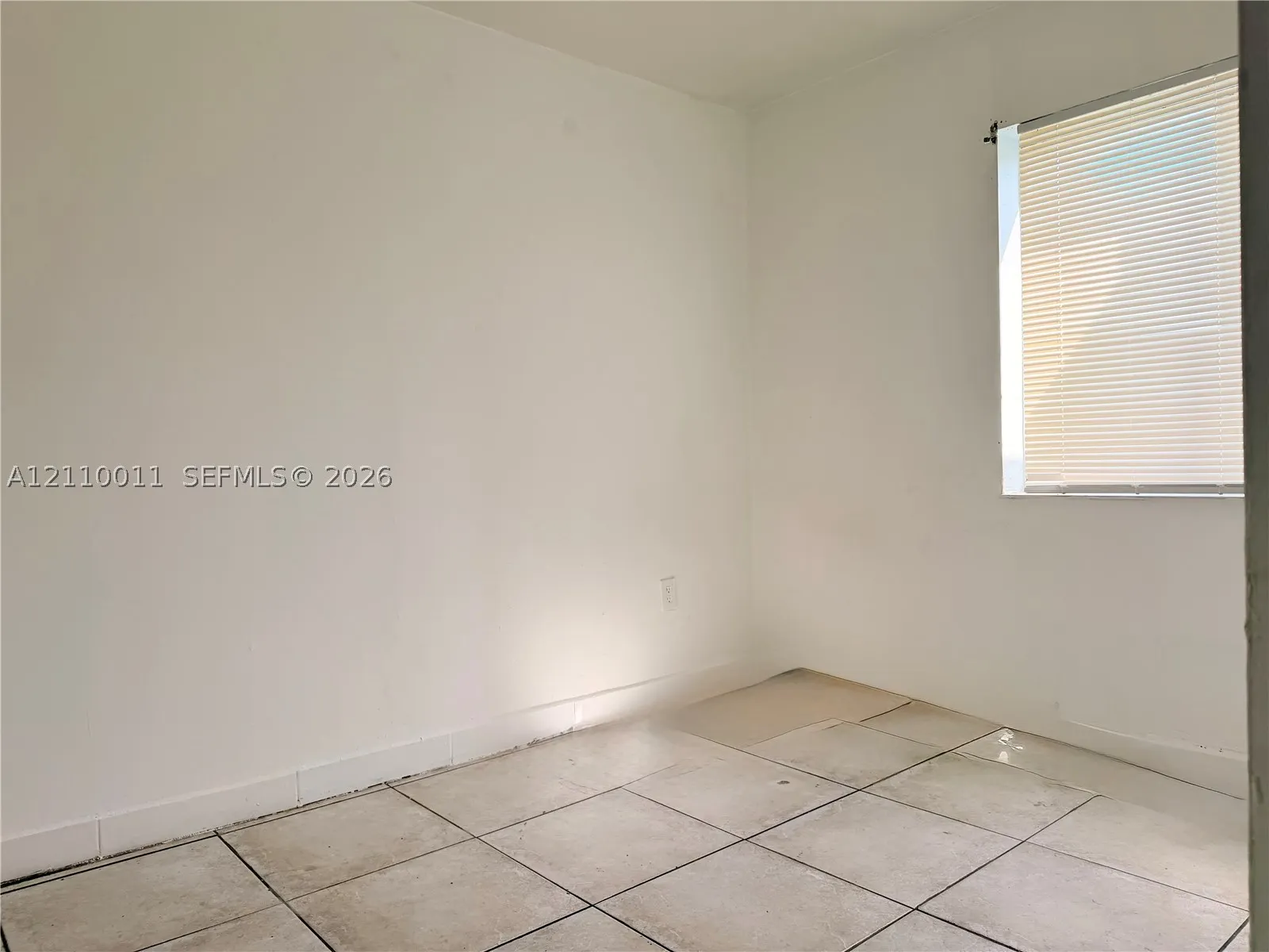 848 SW 5th St #101