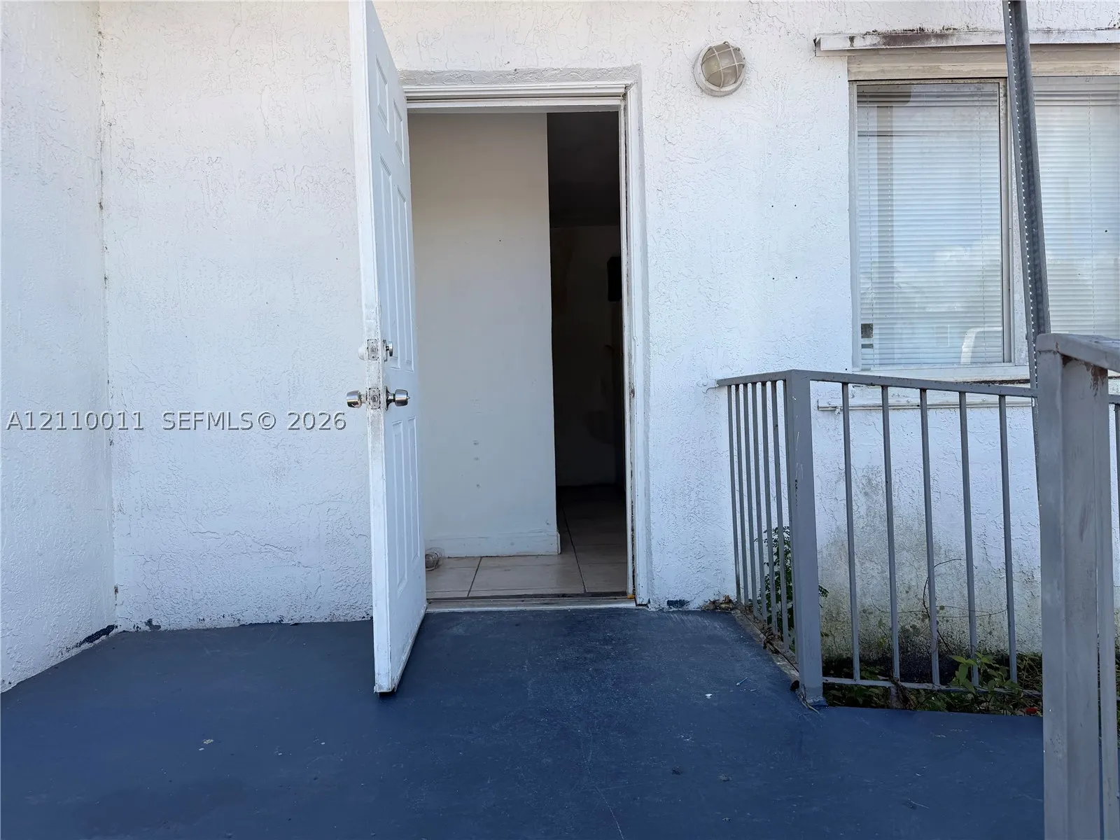 848 SW 5th St #101