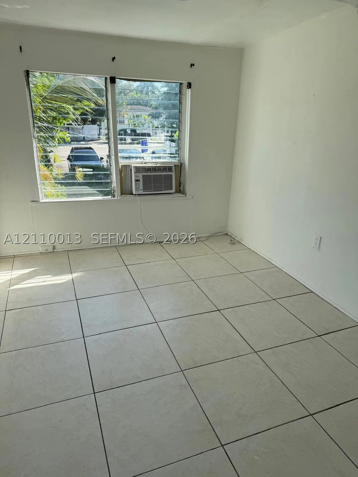 2253 SW 16th st #3