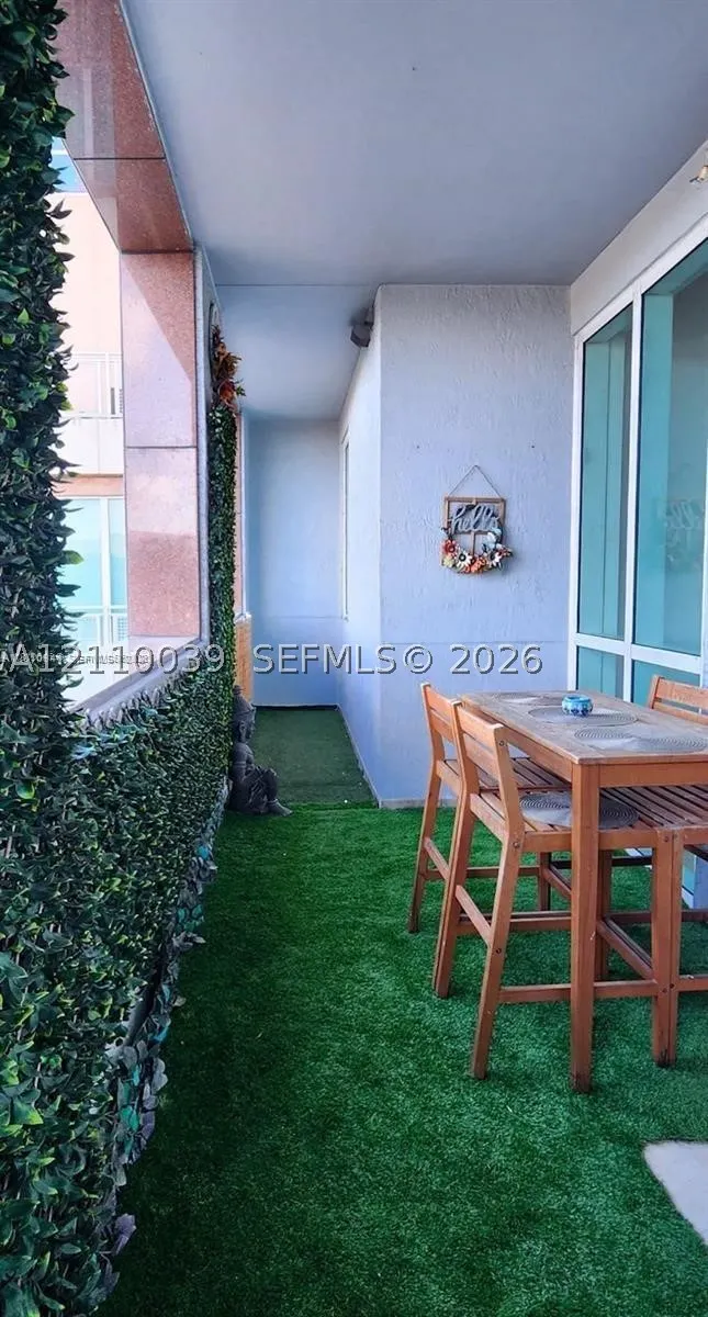 244 Biscayne Blvd #301
