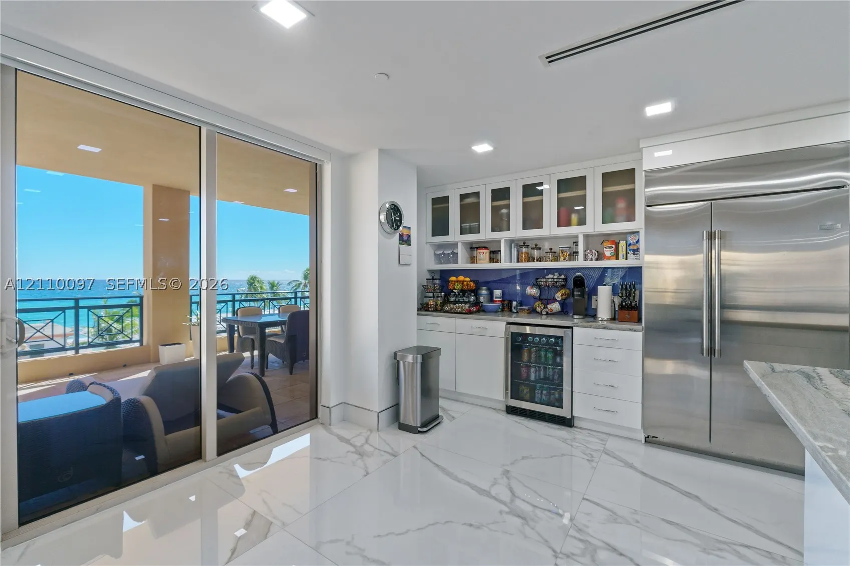 3415 N Ocean Dr #401