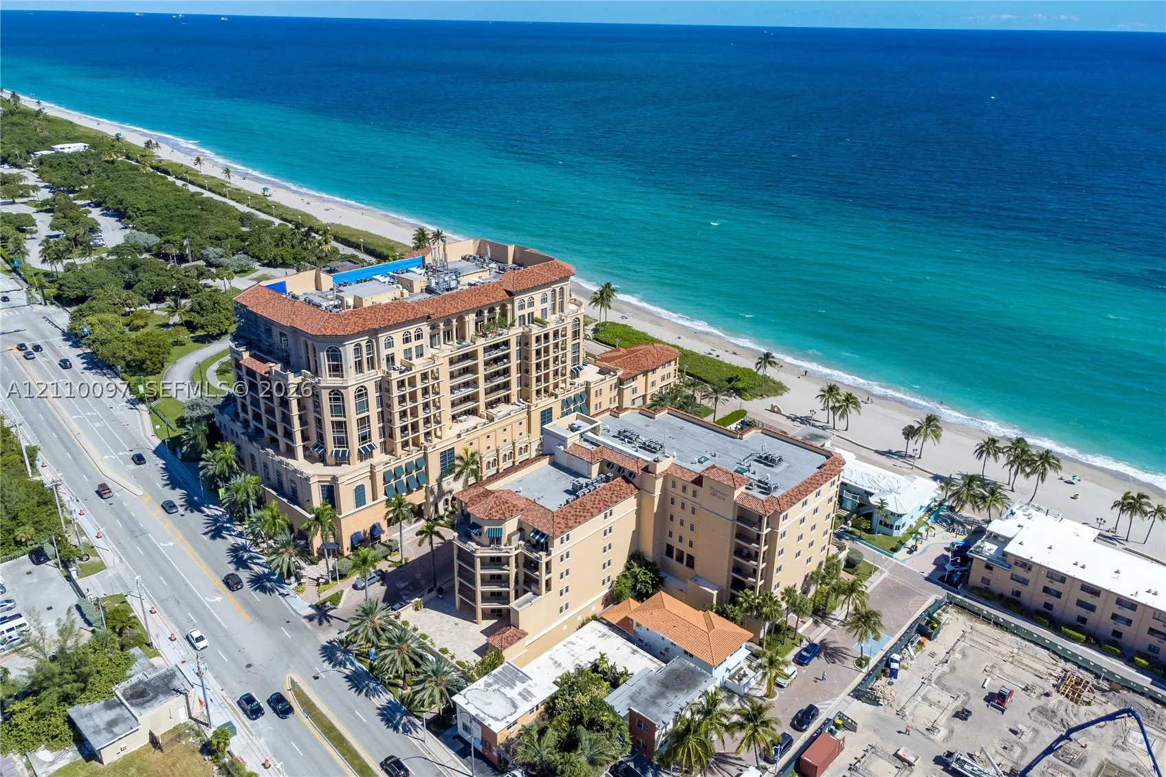 3415 N Ocean Dr #401