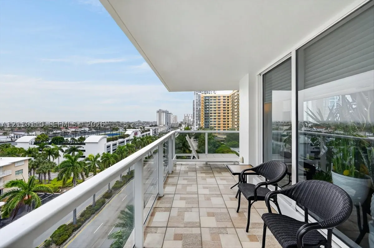 2751 S Ocean Dr #801N
