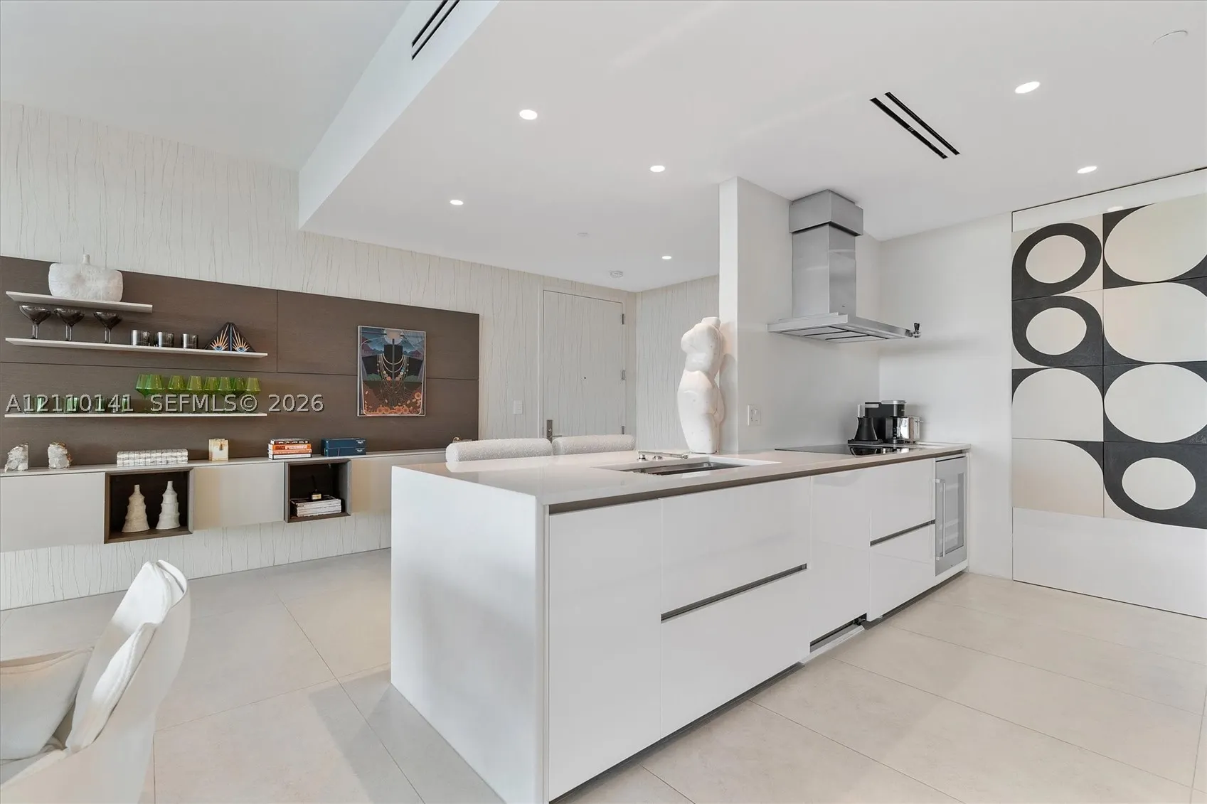 10203 Collins Ave #303