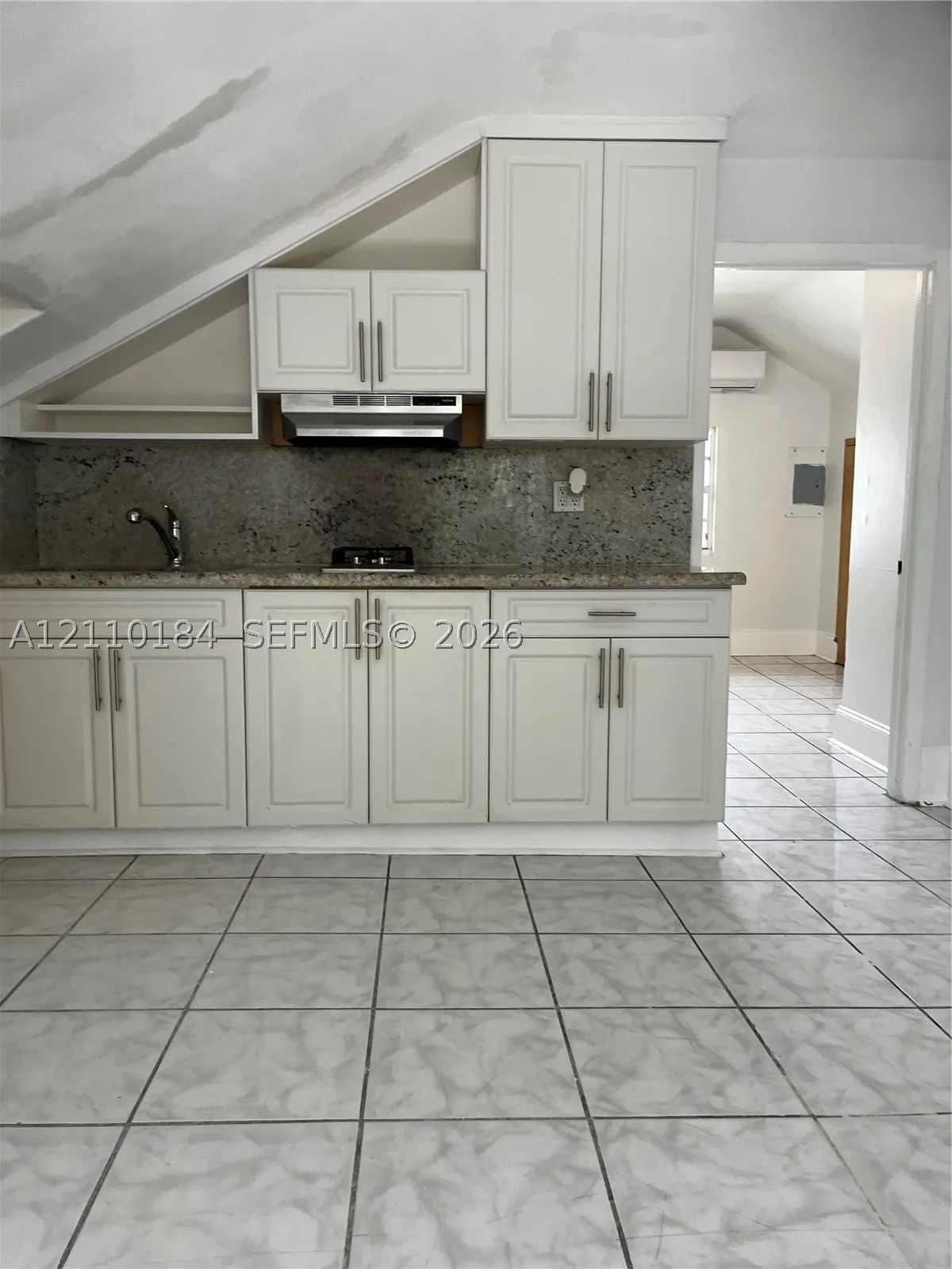 427 SW 11th Ave #2