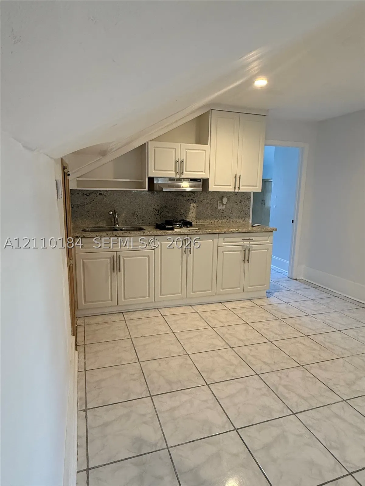 427 SW 11th Ave #2