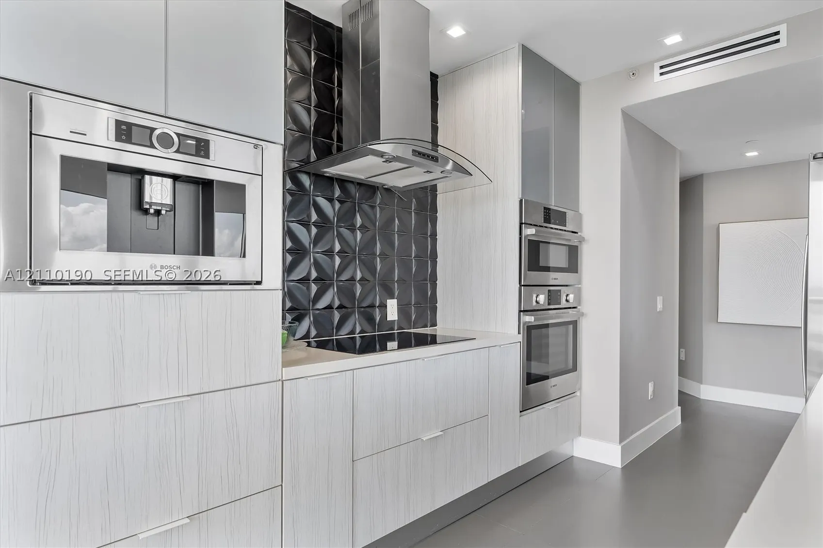 6365 Collins Ave #4307