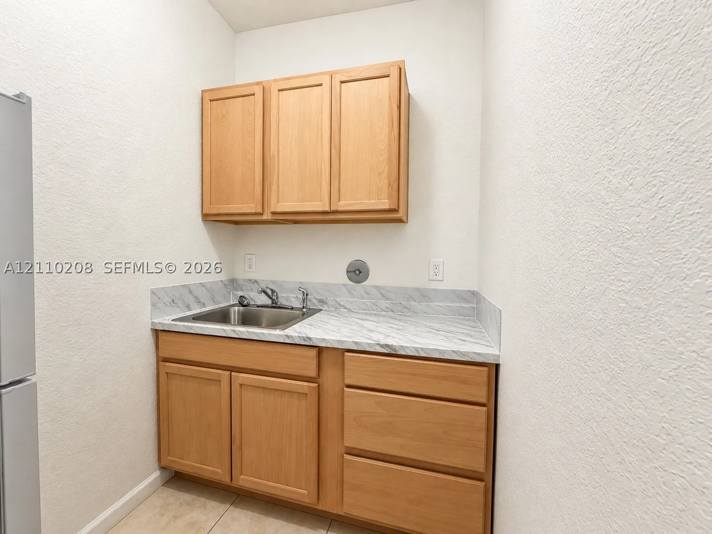657 SE 30th Ter #A