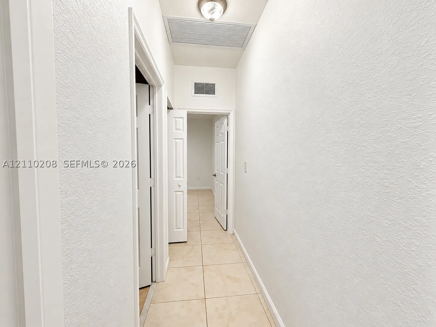 657 SE 30th Ter #A
