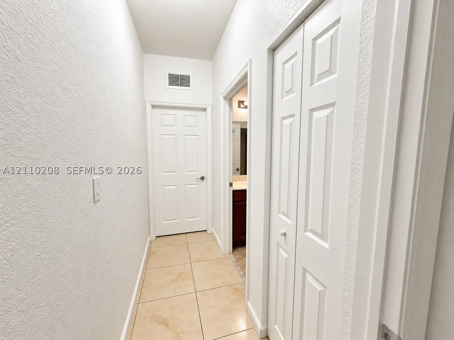 657 SE 30th Ter #A